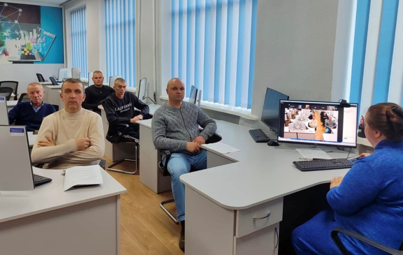 Zoom зустріч Iron Women