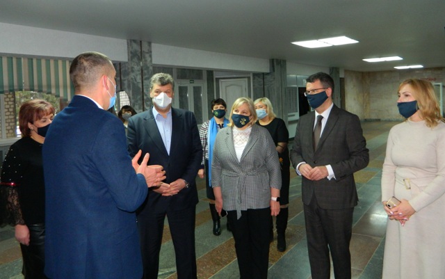 Відкриття центру 1